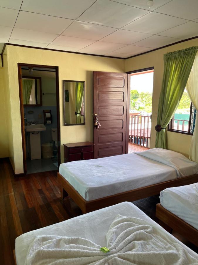 Hotel Sierpe River- Oleaje Sereno Eksteriør bilde